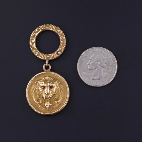 Antique Lion Pendant of 10k Gold - image 2