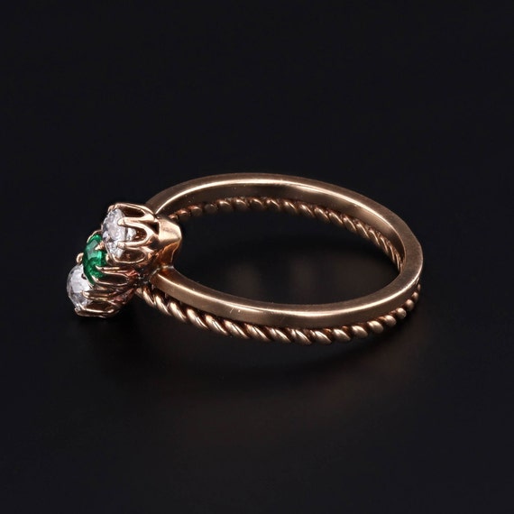 Antique Emerald and Diamond Ring of 14k Gold - image 3