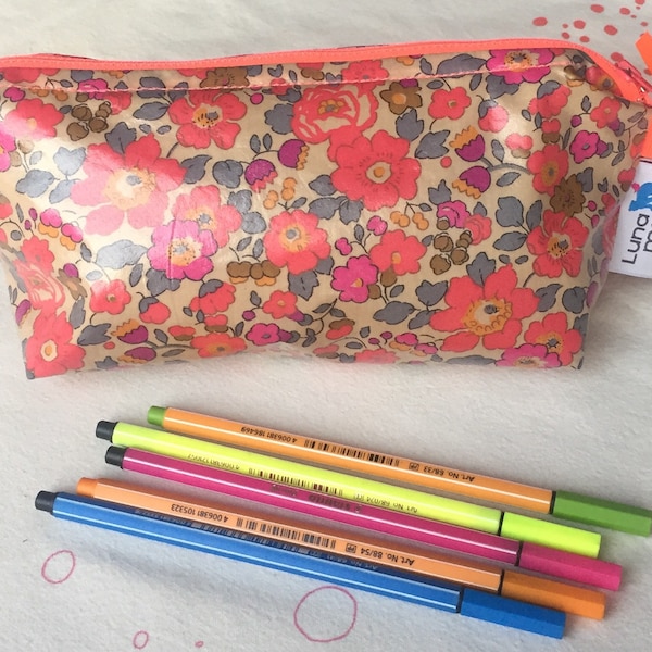 Trousse d’école en Liberty enduit Betsy Fluo Thé