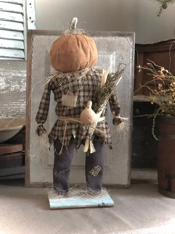 ETBC189 Semplice modello di spaventapasseri per il periodo del