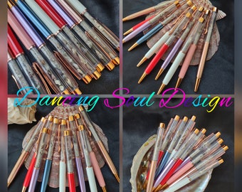 Beach Pen: Natural Beach Elements, Smooth Black Ink