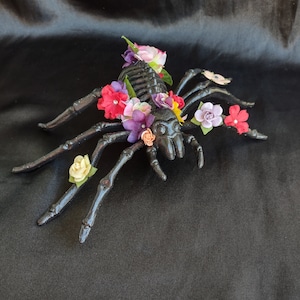 Gothic Spider, Day of the Dead Spider, Dia de Los Muertos Spider, Flower Goth SpiderSpider, spider skeleton