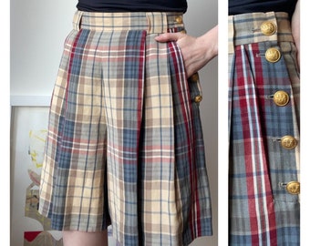 Mondi 80's plaid shorts / High waist / Pleated / Size 38 / approx medium / Made in Germany