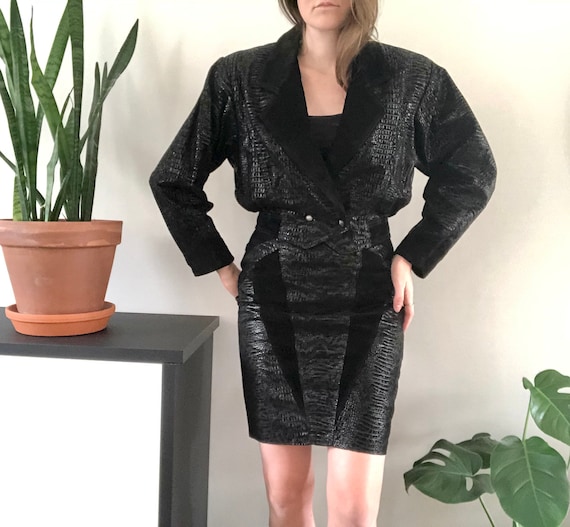 Vintage 80's stunning suede skirt suit set / Genui