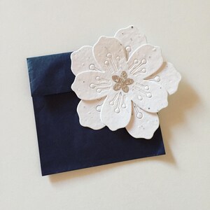 Carte en papier ensemencées de fleurs, carte de fleurs de cerisier Sakura découpée, carte de nouveauté d'anniversaire/de voeux, mot de remerciement fait main, carte d'amateur de plantes