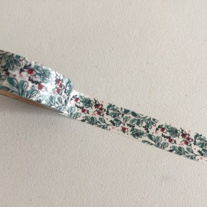 Cinta washi de muérdago: vegetación del bosque con frutos rojos