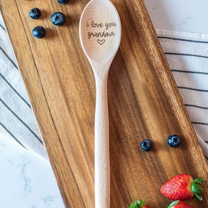 Personalized Mothers Day Gift for Grandma, Engraved Wood Spoon, gift for mom from child, we love you mom, Mimi, nana, Gigi, mama, Grammy image 3