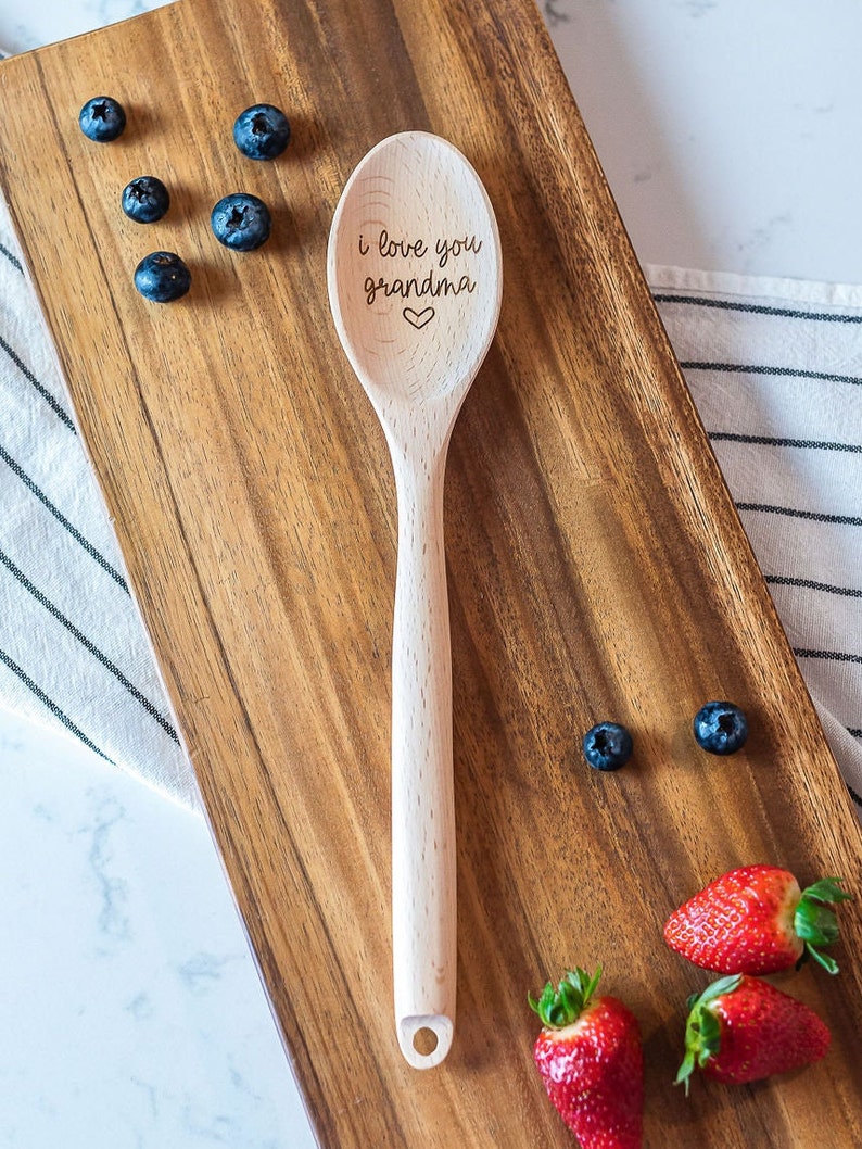 Personalized Mothers Day Gift for Grandma, Engraved Wood Spoon, gift for mom from child, we love you mom, Mimi, nana, Gigi, mama, Grammy image 3