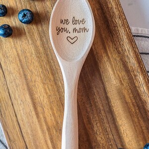 Personalized Mothers Day Gift for Grandma, Engraved Wood Spoon, gift for mom from child, we love you mom, Mimi, nana, Gigi, mama, Grammy image 2