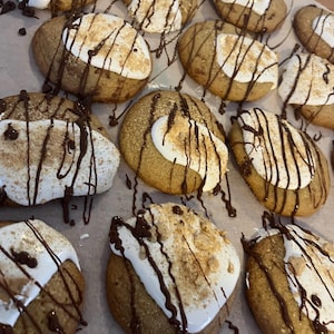 chocolate chip Smore Cookies (15 cookies)