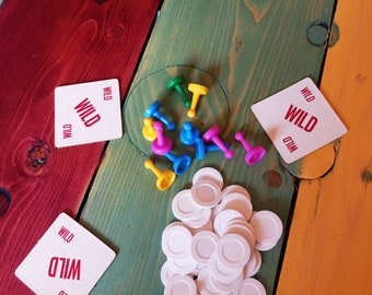 Vintage 70-talsspelpjäser: Pokermarker, Wild Cards, spelmarker