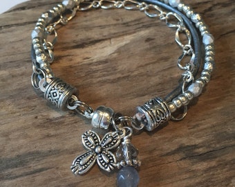 Boho Bracelet, Silver faceted, Etched Tibetan beads, Single Wrap, With silver Chain, leather, Gift for her