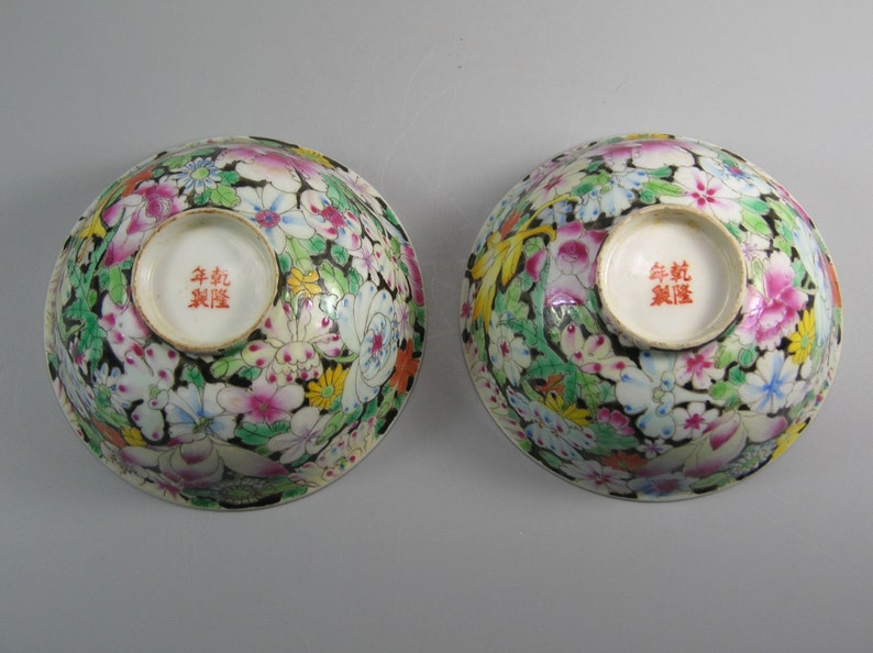 Pair of Antique Chinese Famille Rose \u2018Hundred-Flower/' Porcelain Bowls Marked
