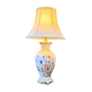 Unusual Vintage Chinoiserie Porcelain Hand-painted Floral Vase Lamp