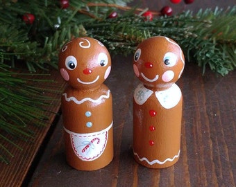 Christmas Peg Dolls, Gingerbread Man Peg Dolls, Gingerbread Christmas Ornaments, Tiered Tray Decor