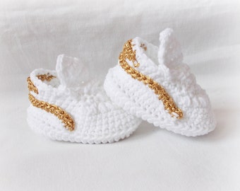 Crochet Baby Boy Girl Shoes, White gold Baby Sneakers, Baby Booties, New Baby Gift