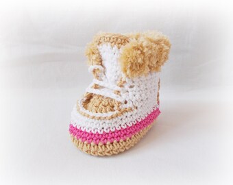 Crochet Baby girl booties, Newborn  shoes, baby shower gift