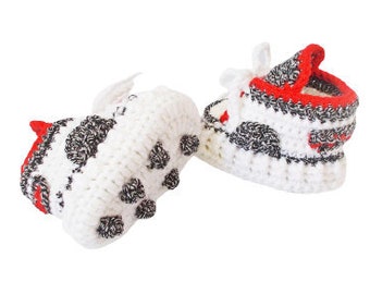 Crochet baby shoes, Crochet Soccer Shoes,  Baby's First Cleats, Baby Sports Cleats Lace up Shoes Baseball Soccer Football