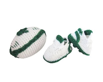 Crochet baby Ireland Rugby Ball shoes set , mini ball Football shoes photo prop