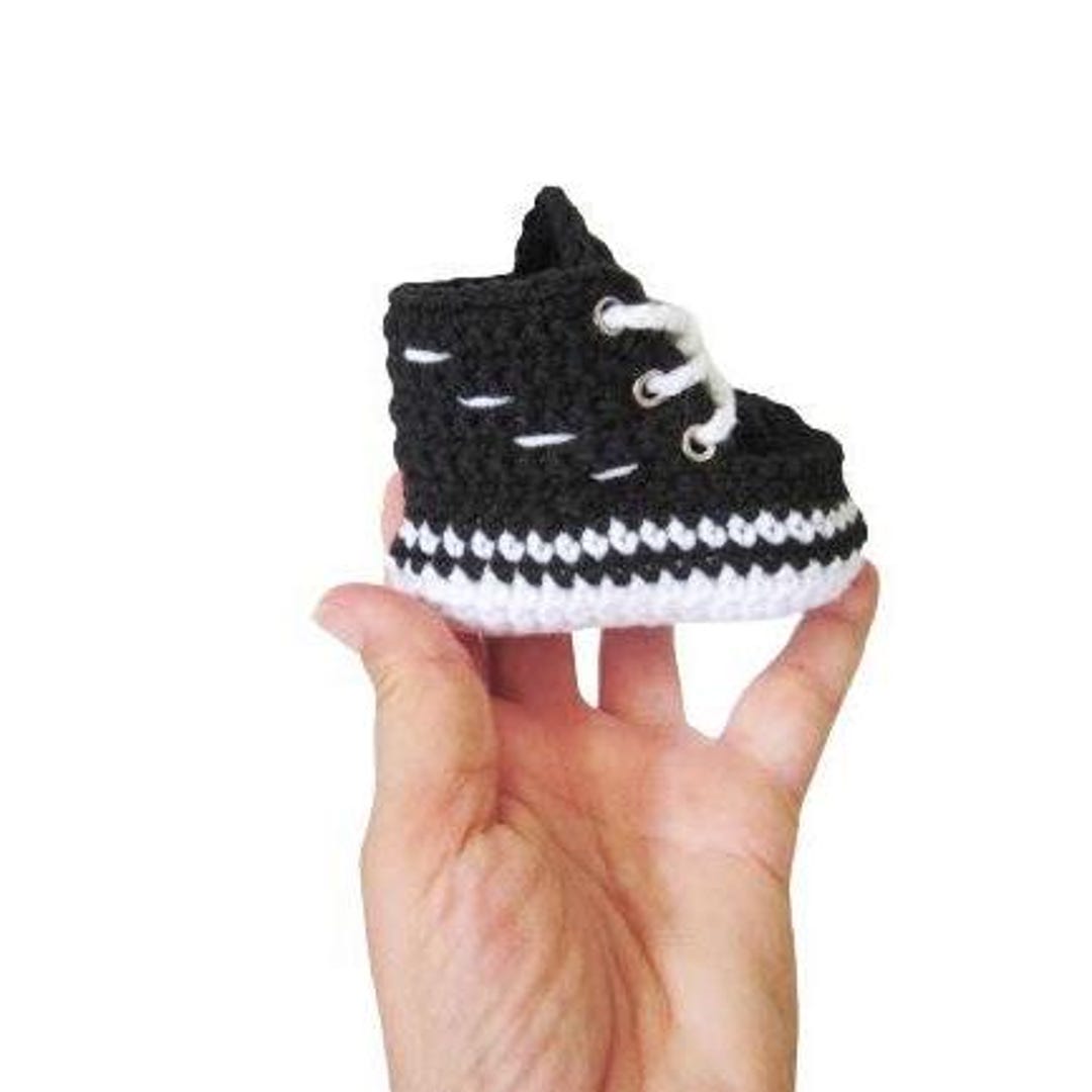 New Baby Winter Socks Shoes In Crochet Character Shoes (0-3 Months) In Green Colour RTY666 main image 1