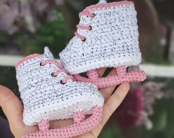 Crochet Baby Ice Hockey Skates  Shoes, gift for newborn, Figure Skates Booties
