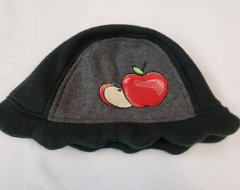 Scalloped Edge Fleece Bucket Hat with Apples