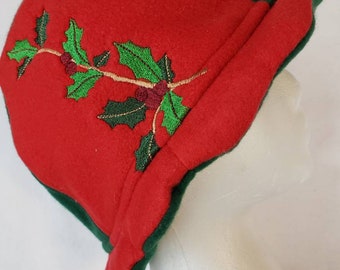 Scalloped Edge Fleece Bucket Hat with Festive Holly