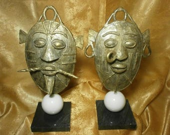 Estatuillas de esculturas de bronce, mármol, estilo étnico modernista brutalista, tribal