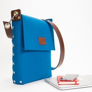 Felt 13&quot; Laptop Messenger Bag: Handmade Wool & Leather Satchel
