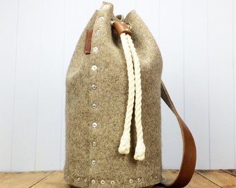 Mens backpack / Felt Backpack, Duffle bag / Duffel bag, Gift for Him - Backpack for Men - Felt Rucksack for men