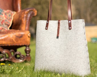 Tote Bag / Shopper Bag / Light Grey Felt Tote Bag / Light Grey Felt Shopper / Shoulder Bag / Wool Felt Bag, Felt Shoulder Bag, Felt Tote Bag