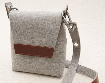 Felt crossbody handbag for women, small purse made from wool felt with leather crossbody strap for her in grey