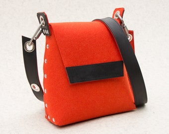 Bolso bandolera de fieltro de lana naranja: bolso de mano con correa de cuero