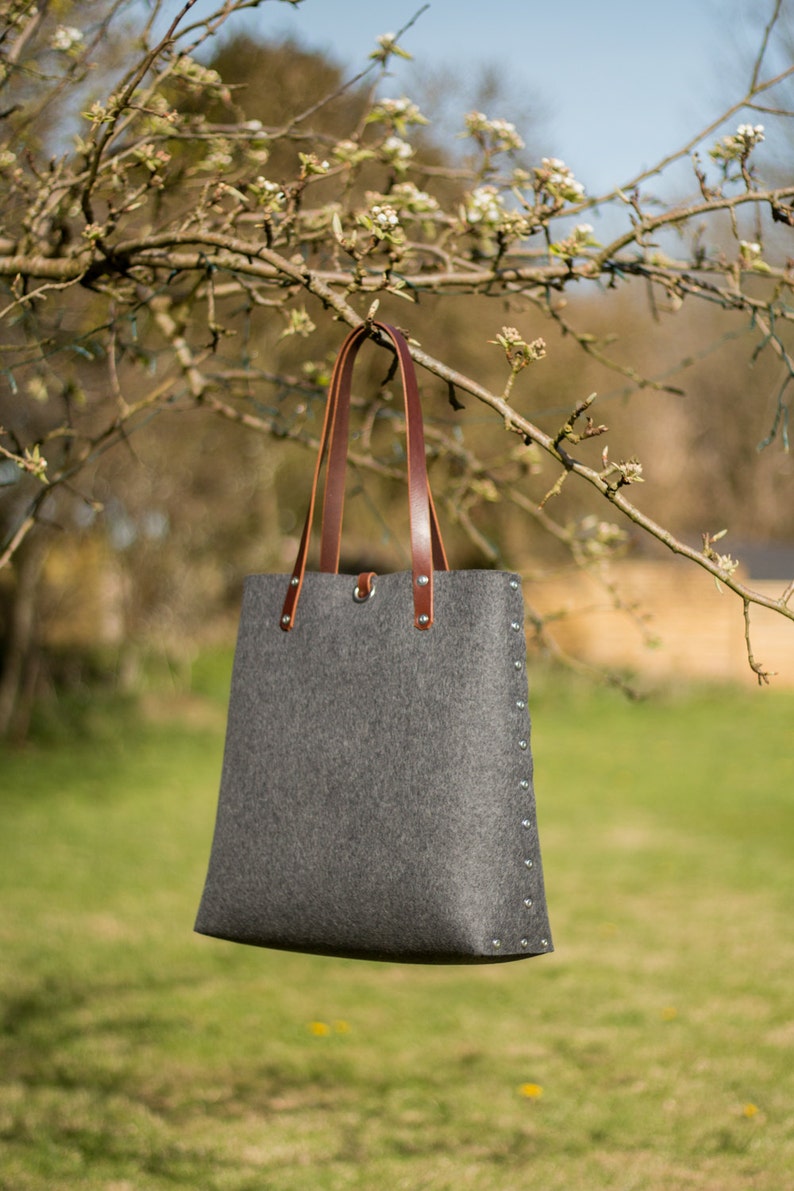 Tote Bag, Shopper Bag, Grey Felt Tote Bag, Grey Felt Shopper, Shoulder Bag, Wool Felt Bag, Felt Shoulder Bag, Carry All Bag image 5