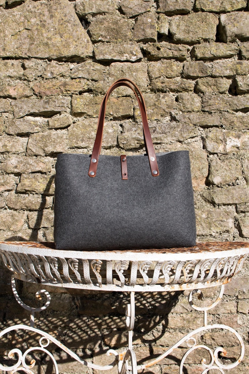 Wool Felt Shoulder Bag: Handmade Leather Handle Purse