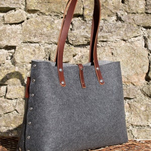 Felt Shoulder Bag, wool felt handbag for women. leather and felt purse for every day bag. image 2