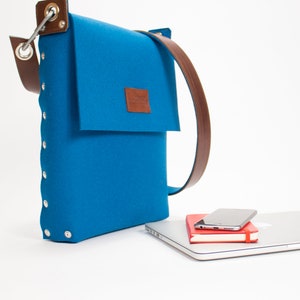 13 Inch Laptop Bag made from Wool Felt and Leather, Laptop Satchel, Laptop Messenger Bag 13 Laptop Bag Petrol Blue