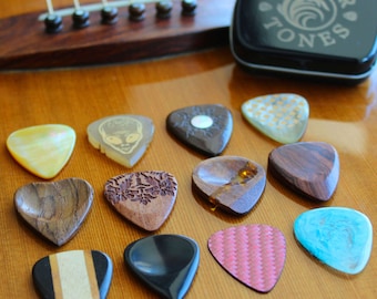 12 Acoustic Guitar Picks in a Gift Tin | Boutique Plectrum Collection for Musicians