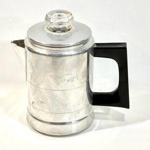 Vintage 1960s Comet Coffee Pot Percolator - Aluminum 9 Cup Capacity - – In  The Vintage Kitchen Shop