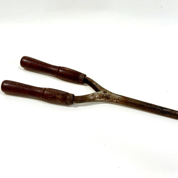 Antique Curling Iron, Small Barrel, Hair Styling, Curling Iron,  Vintage Hairdresser, Beauty Shop,  Curling Tongs, Spring Load, Granny Chic