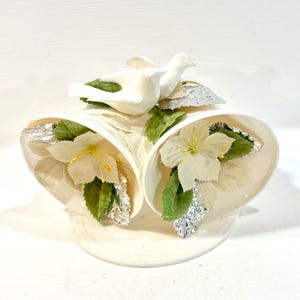 Vintage Wedding Cake Topper, 2 White Doves, Plastic Double Bells, Millenary Florals, 1960s