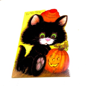 Vintage Halloweenkaart uit de jaren 60: Zwarte kat, pompoen, gestanst met fluweelachtige afwerking.