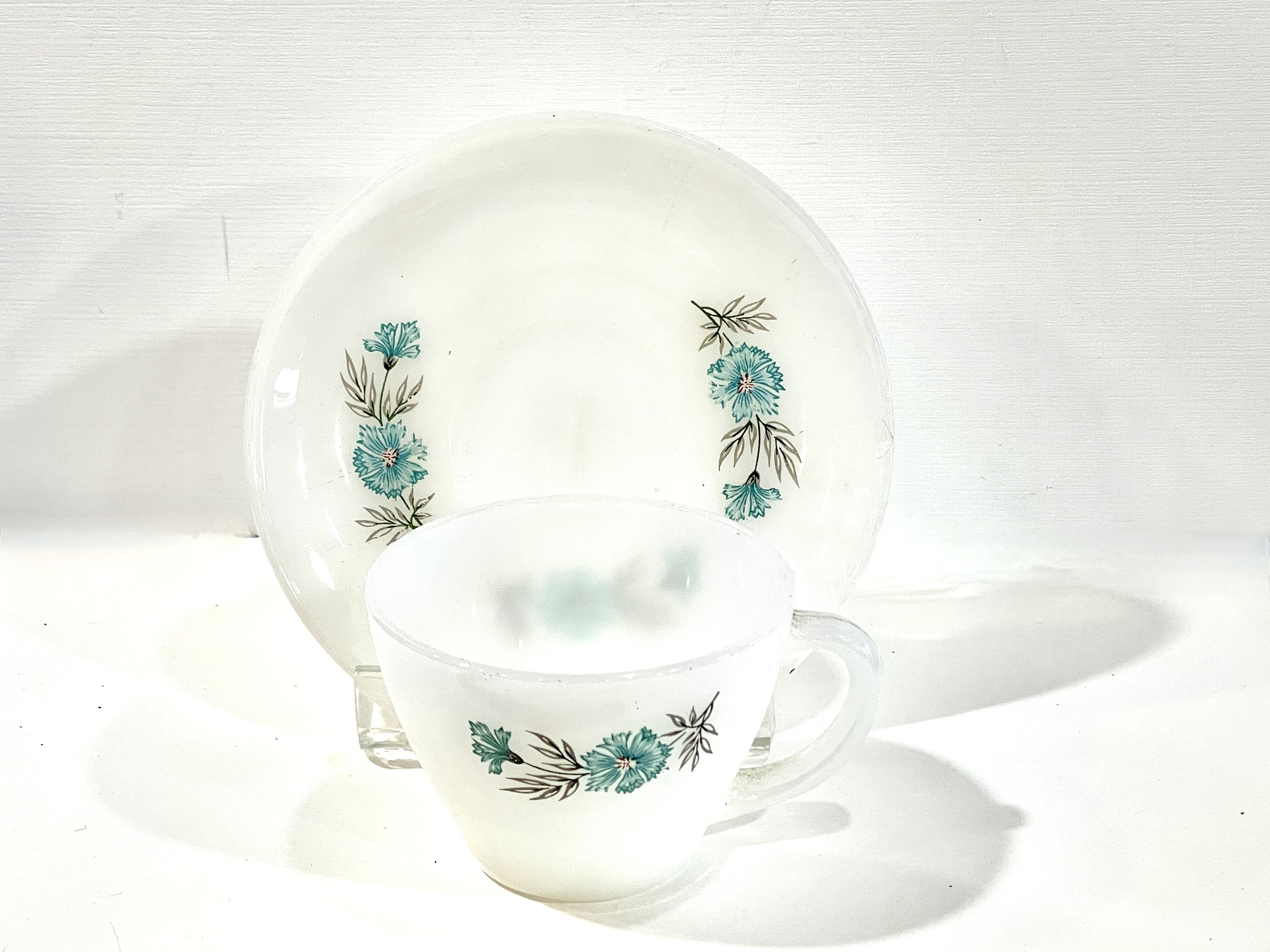 お歳暮ならオンライン Fire King Cup Saucer - Etsy 食器