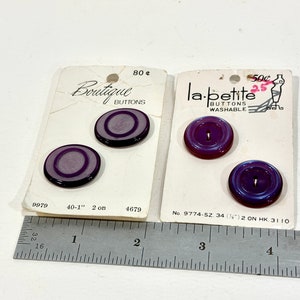 Botão roxo vintage, cartões originais, botões boutique, botões de 1 polegada, botões de plástico grossos, alça de metal, botões costurados La Petite