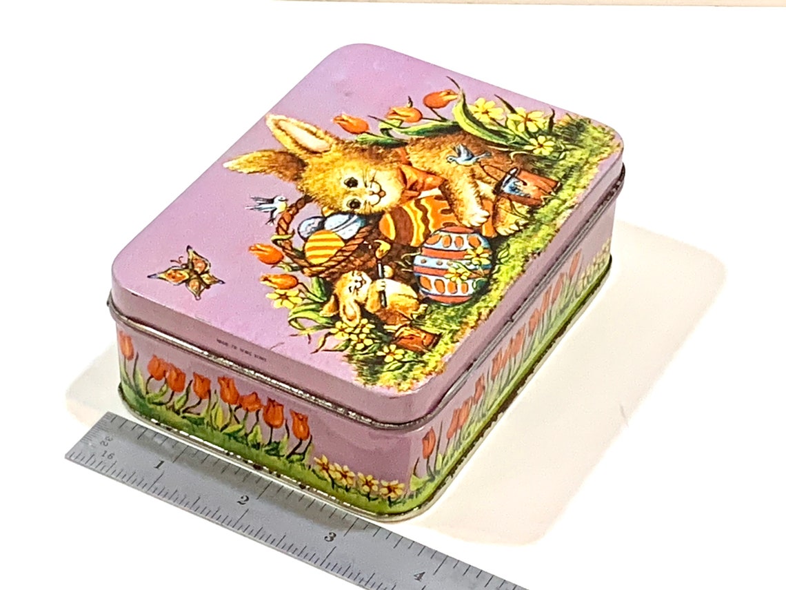 Vintage Easter Tin. Gift Co Bunny Rabbits Easter eggs Etsy