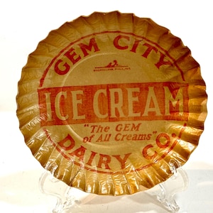 Vintage Ice Cream Dish, Ice Cream Advertising, 5 cali, Nowy stary zapas, Gem City, Gem of all Creams, Dekoracja domu wiejskiego, Era lat 20. XX wieku, Pomysł na prezent