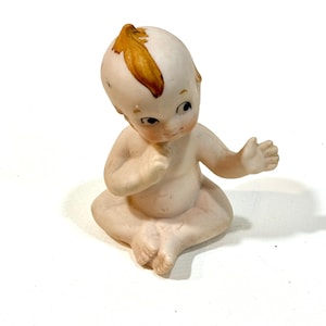 Figurka Kewpie Vintage, lalka Bisque 3 cale, epoka Lefton, wyprodukowana w Japonii, połowa lat 50. XX wieku, wystrój pokoju dziecięcego, pomysł na prezent