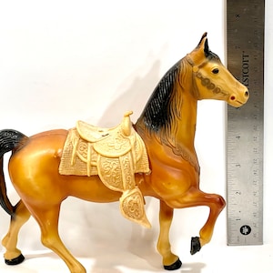 Western Horse 6 inch, Brown w Black Tail Made In Hong Kong SW Toys, Model 2152, with Western Saddle, Mid Century 1960s