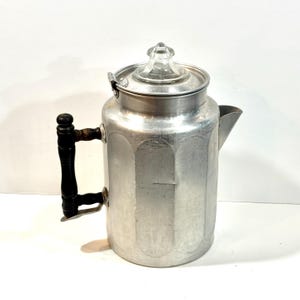cafetière vintage, dessus de réchaud percolateur, cafetière, marque en aluminium pur, avec couvercle à charnière, panier inclus, années 1950, fabriqué aux États-Unis, idée cadeau
