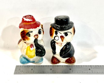 cuisine vintage, sel et poivre, hiboux en céramique, hiboux anthropomorphes, fabriqué au japon, milieu des années 1950, collectionneur de hiboux, idée cadeau